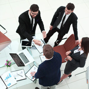 MetriNote - Crestron, Logitech Deliver Hotdesking Solutions
